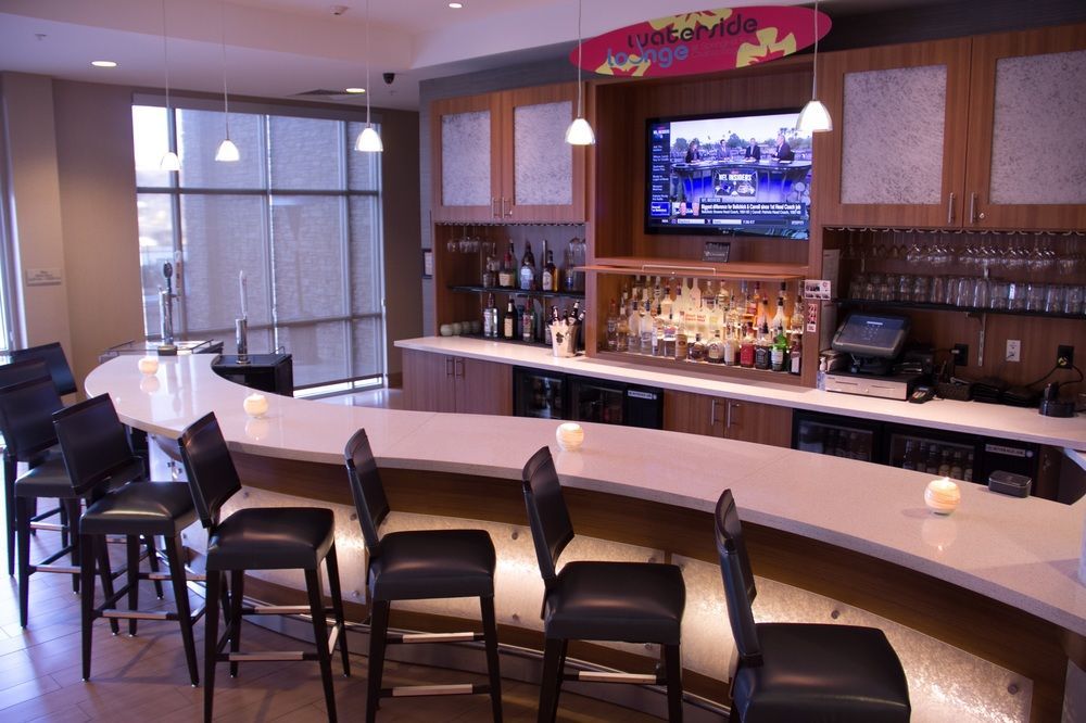 Springhill By Marriott Downtown Chattanooga/cameron Harbor Hotel
